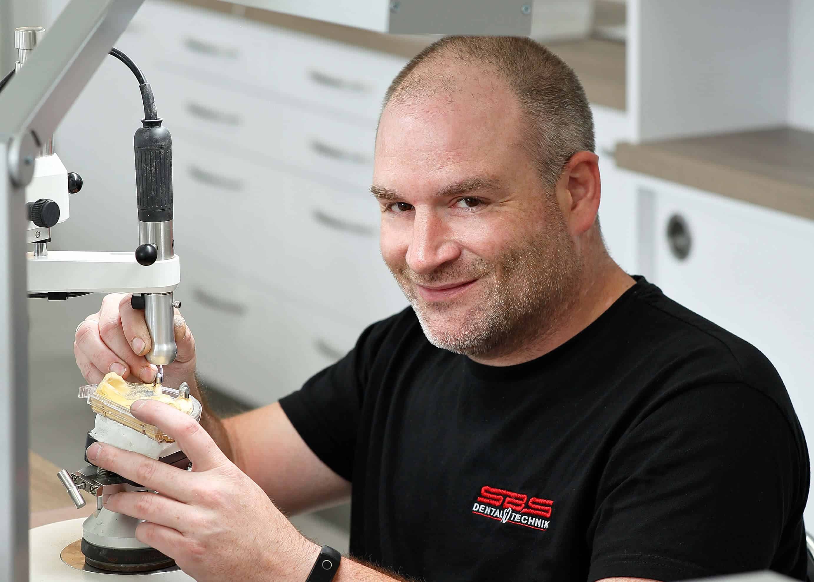 SBS Dental-Technik GmbH - Bildreihe