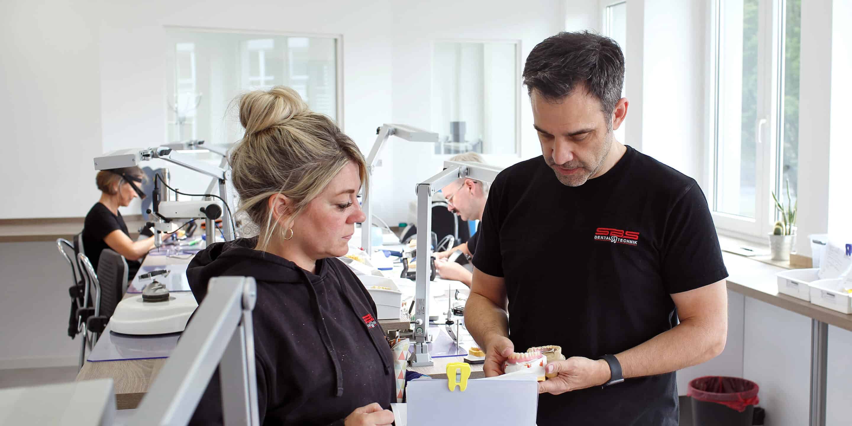 SBS Dental-Technik GmbH - Bildreihe